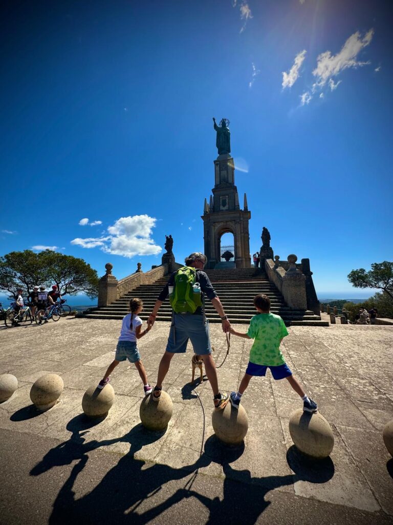 Tagesausflug auf Mallorca mit Kindern zum Sant Salvador